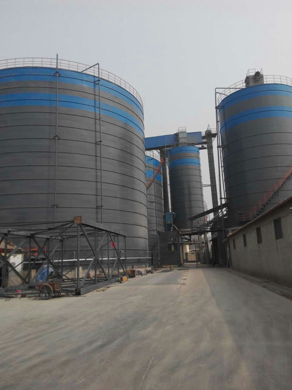 沿滩粉煤灰储存库基础怎么建造